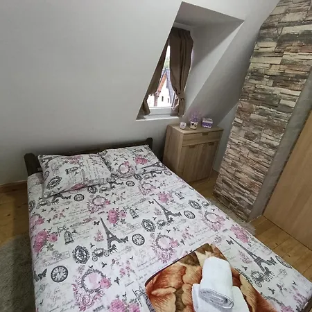 Suza بيت للعطل Jezdici